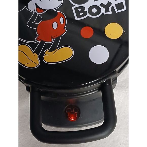 Disney Mickey Mouse Face Waffle Maker Oh Boy! DCM-32 Collectible Cooking Fun New - Picture 10 of 14